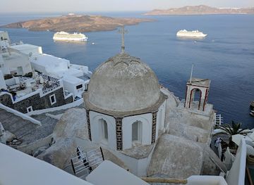 greece/santorini/landmark/archaeological-museum-of-thera