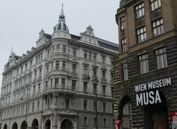 austria/eisenstadt/landmark/palais-obentraut