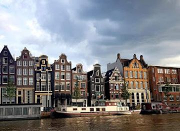 netherlands/dutch-coast/landmark/best-bench-in-town