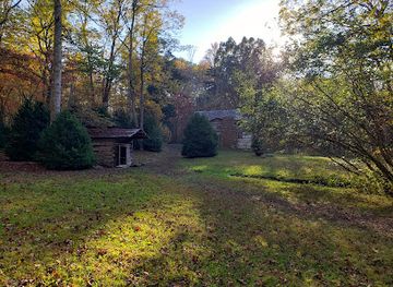 tennessee/great-smoky-mountains/landmark/walker-sisters-place