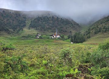 bhutan/chhukha/landmark/kumbu-lhakhang