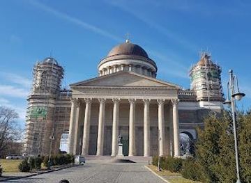 slovakia/nitra-region/landmark/esztergom-szent-istvan-square