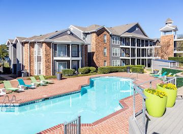 mississippi/starkville/landmark/the-social-block-and-townhomes