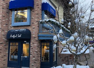 colorado/vail/landmark/artful-sol-gallery