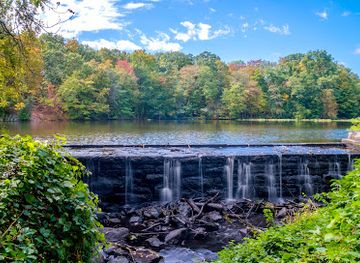 new-york/leatherstocking-region/landmark/sheldrake-environmental-center