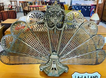 alabama/fairhope/landmark/la-la-land-boutique