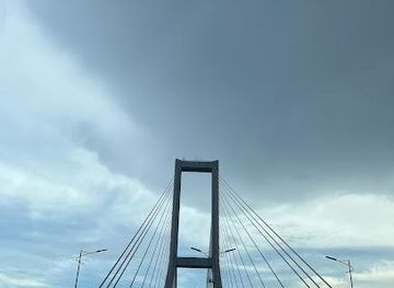 indonesia/surabaya/landmark/suramadu-bridge