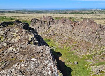 iceland/borgarfjörður/landmark/burfell