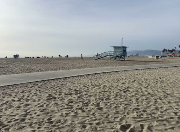 california/venice-beach/landmark/venice-beach-parking