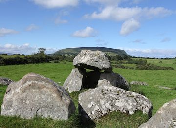 ireland/sligo/landmark/carrowmore-megalithic-cemetery