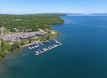 wisconsin/madeline-island/landmark/legendary-waters-resort-casino