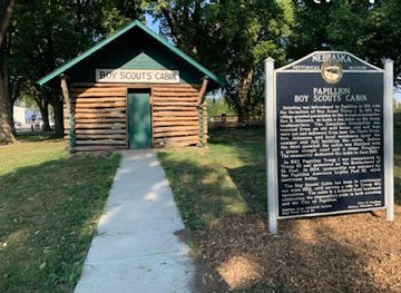 nebraska/omaha/landmark/nebraska-historical-marker-boy-scout-cabin
