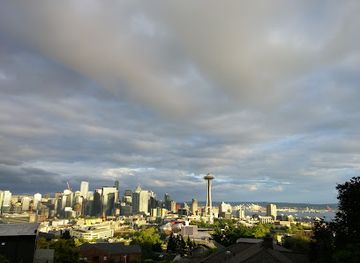 washington/seattle/queen-anne/landmark/queen-anne-blvd-historical-landmark