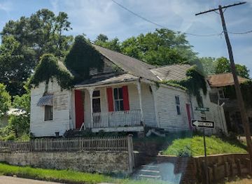 mississippi/natchez/landmark/nellie-s