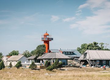estonia/estonian-islands/landmark/viirelaiu-lighthouse-guesthouse