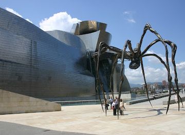 spain/bilbao/landmark/turismo-bulegoa-bilbo-bizkaia