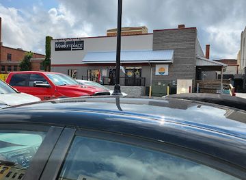 ohio/sandusky/landmark/wake-up-and-waffle