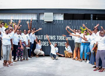 saint-lucia/castries/landmark/helen-s-daughters