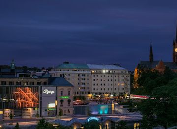 sweden/vasternorrland/landmark/olof-palmes-torg