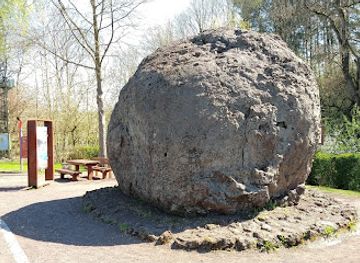 germany/eifel-national-park/landmark/vulkanhaus-strohn