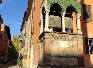 italy/bologna/landmark/arca-di-egidio-foscherari