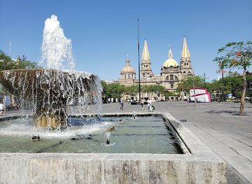 mexico/guadalajara/zona-minerva/landmark/plaza-de-la-liberacion