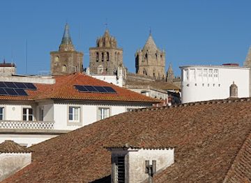 portugal/evora/landmark/mercado-municipal-1o-de-maio-evora