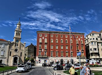 croatia/trogir/landmark/portal-day-tours