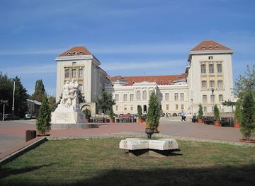 romania/iasi-surroundings/landmark/unity-monument