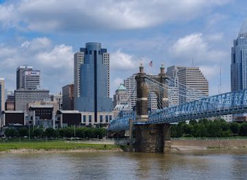 kentucky/covington/landmark/covington-plaza