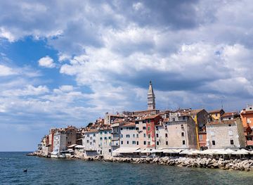 croatia/baranja/landmark/port-of-rovinj