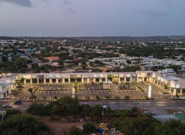 curacao/groot-kwartier/landmark/churchill-plaza