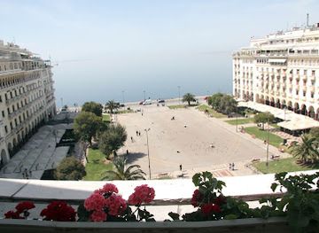 greece/thessaloniki/aristotelous-square/landmark/telloglou-house