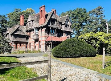 connecticut/hartford-county/landmark/katharine-day-house-at-harriet-beecher-stowe-center