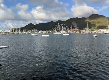 sint-maarten/simpson-bay-lagoon/landmark/topper-s-rhum-distillery