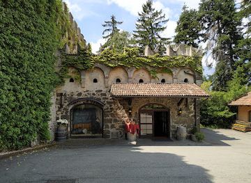 italy/alto-adige/landmark/castello-rametz-wine-museum