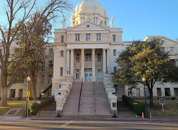 texas/waco/landmark/waco-downtown-farmers-market