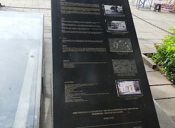 indonesia/jakarta/west-jakarta/landmark/monumen-jalur-trem