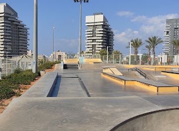 israel/ashdod/landmark/amphi-ashdod