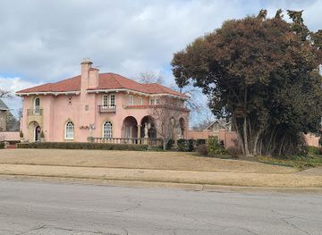 texas/fort-worth/landmark/elizabeth-blvd