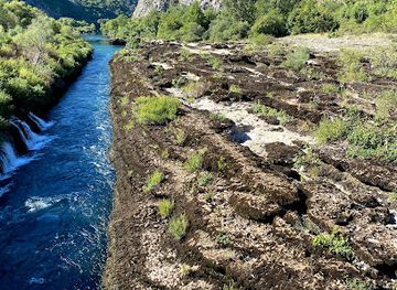 bosnia-and-herzegovina/herzegovina-neretva-canton/landmark/spectacular-two-river-crossing-neretva-buna
