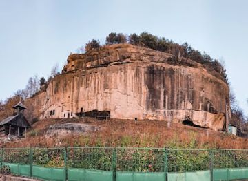 romania/arges/landmark/stone-ravens-monastery