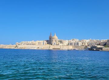 malta/gzira/landmark/stone-beach