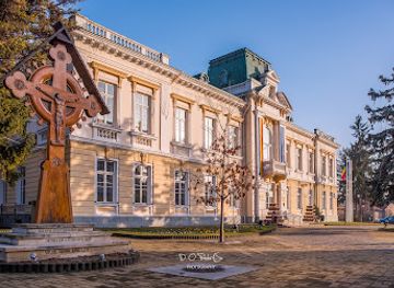 romania/ramnicu-valcea/landmark/ramnicu-valcea-city-hall