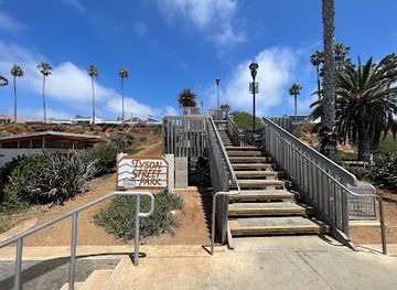 california/oceanside/landmark/oceanside-harbor-beach