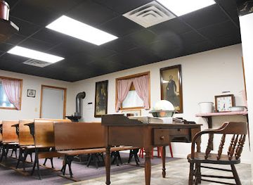 illinois/quad-cities/landmark/warren-county-history-museum