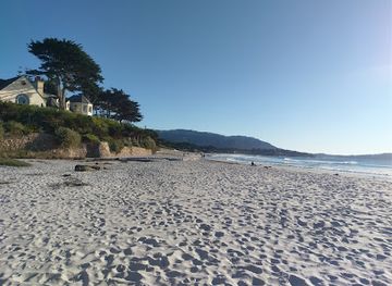 california/carmel-by-the-sea/landmark/carmel-visitor-center-suite-219a