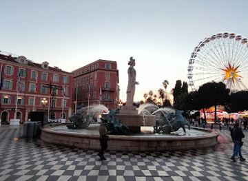 france/nice/promenade-des-anglais/landmark/la-promenade-des-anglais