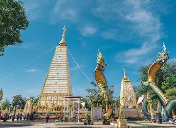 thailand/ubon-ratchathani/landmark/wat-phra-that-nong-bua