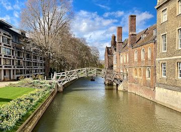 united-kingdom/cambridge/romsey/landmark/mathematical-bridge